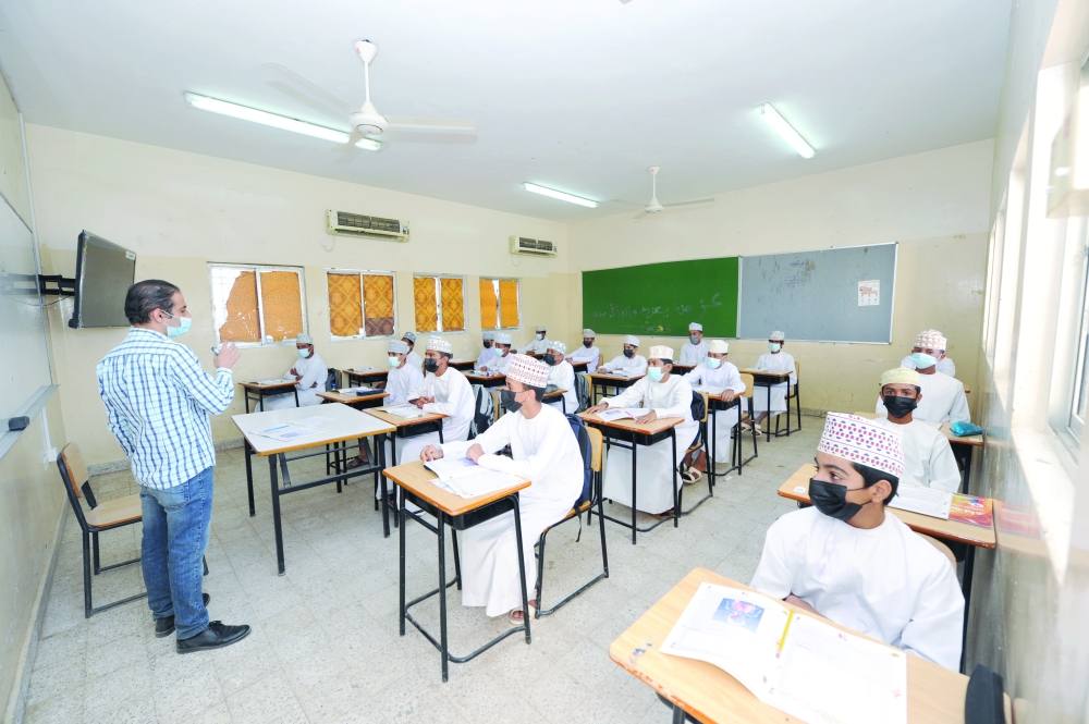 نقل الطلاب من المدارس الخاصة للحكومية