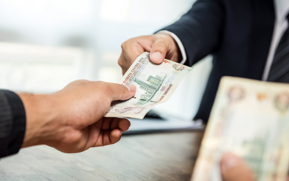 غرامة تأخير تجديد ملكية السيارة دبي