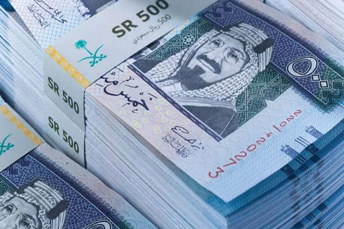 موعد إيداع رواتب الموظفين