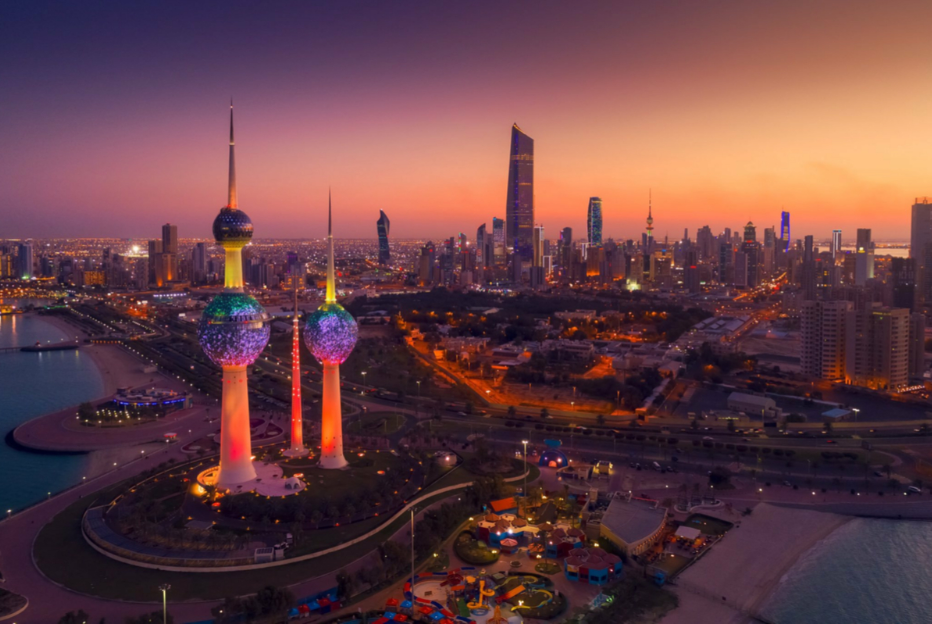 شروط استقدام الزوجة في الكويت