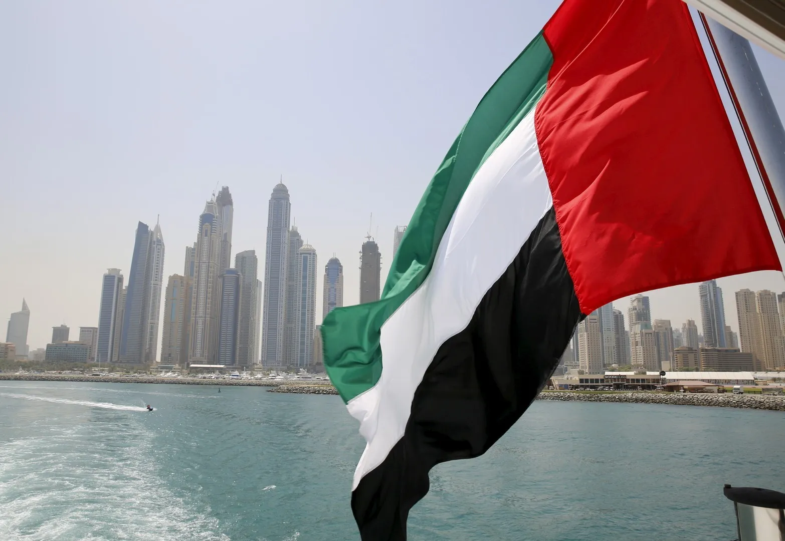 كيفية حساب ساعات العمل الإضافية في الإمارات