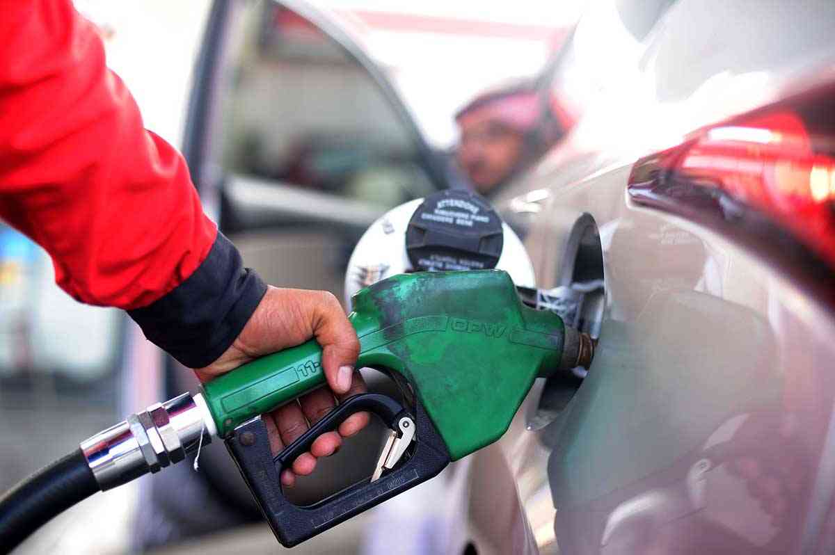 إنخفاض اسعار الوقود في الإمارات